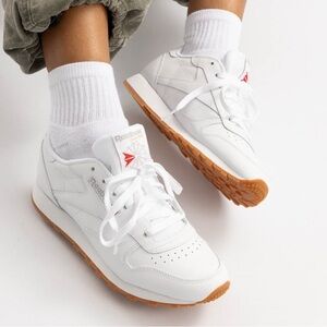 Reebok Women's Classic Leather Sneaker size 9